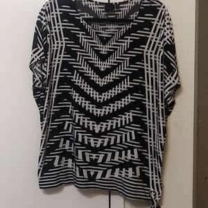 Black and white dressing top